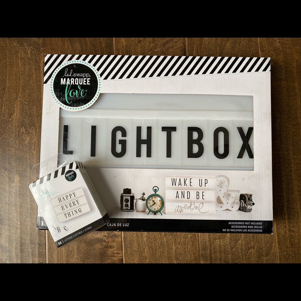 Lightbox Inspiring Lighted Sign with extra Letters